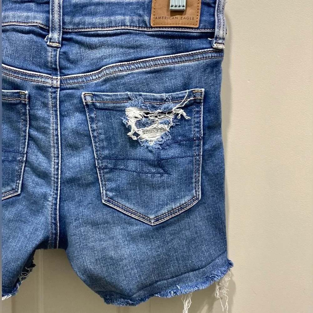 American Eagle Next Level Stretch HI-Rise Shortie SZ 4 Festival Boho Jean Shorts